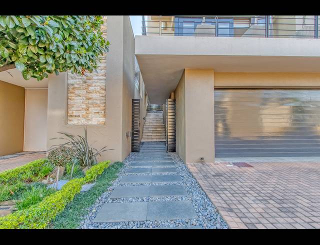 4 BEDROOM HOUSE FOR SALE IN BRYANSTON